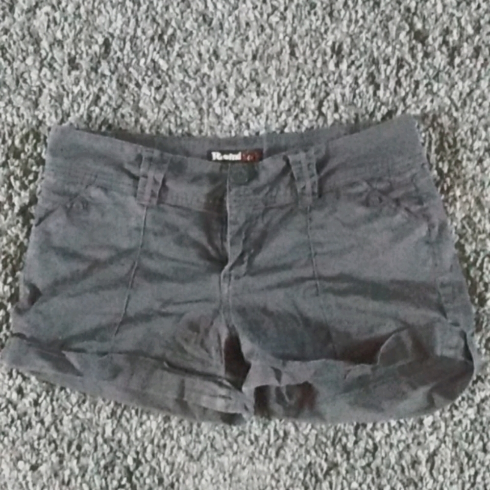 Grey shorts